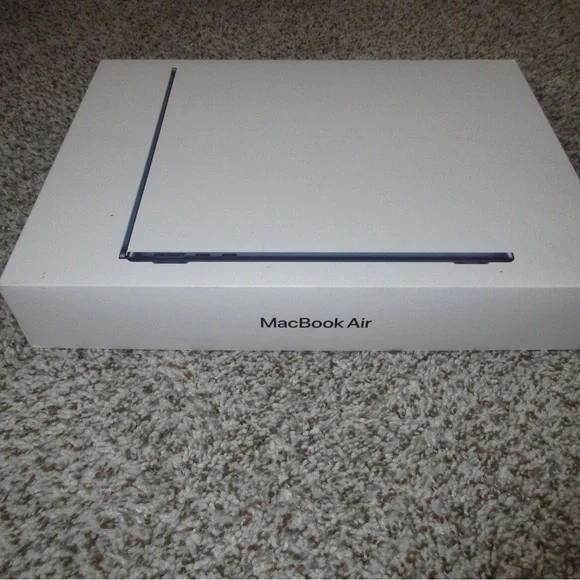Apple-MacBook Air 13-inch Apple M3 chip, 16GB Memory - 512GB SSD - Midnight